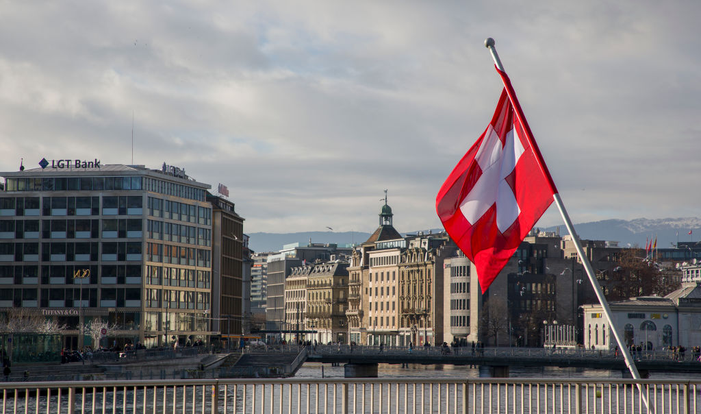 Swiss flag at Geneva Lake